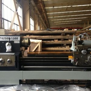 Torno Convencional 1500