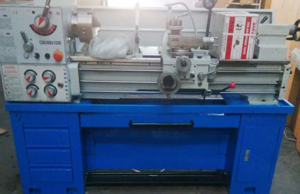 Torno convencional